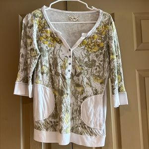 Cute miss me top. Just not my style. Has cute beading on it.